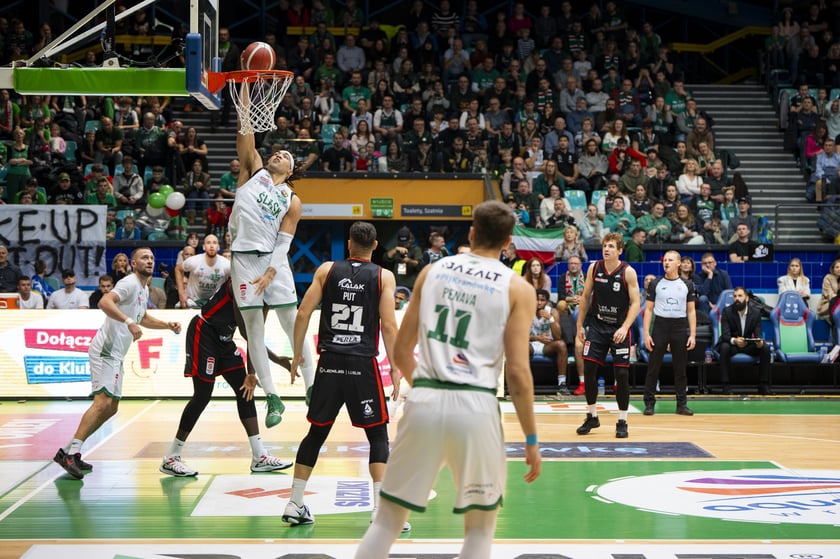 Mecz koszykówki w Orbicie we Wrocławiu - 9 listopada